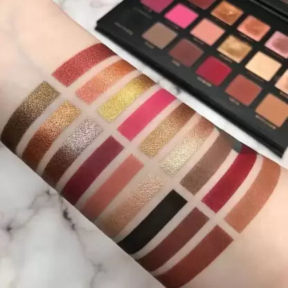 Combo of Nude Eyeshadow Palette & Huda Beauty Remastered Eyeshadow Palette